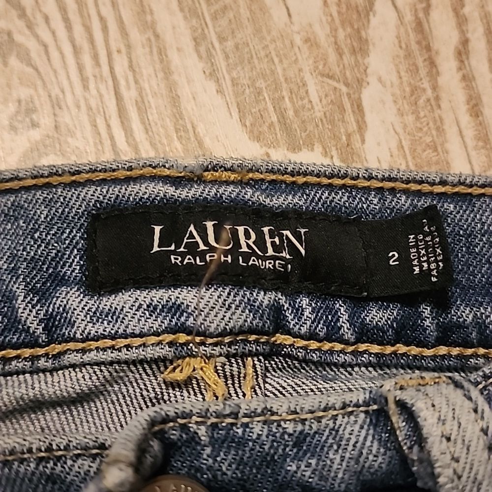 Lauren Ralph Lauren Relaxed Tapered Paint Splatter Jeans - Picture 4 of 7